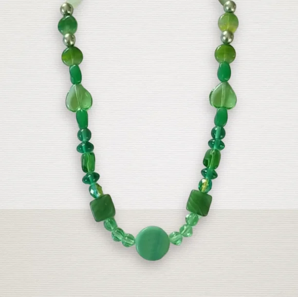 Vintage Glass Bead and Faux Pearl Beaded Necklace - Picture 6 of 16